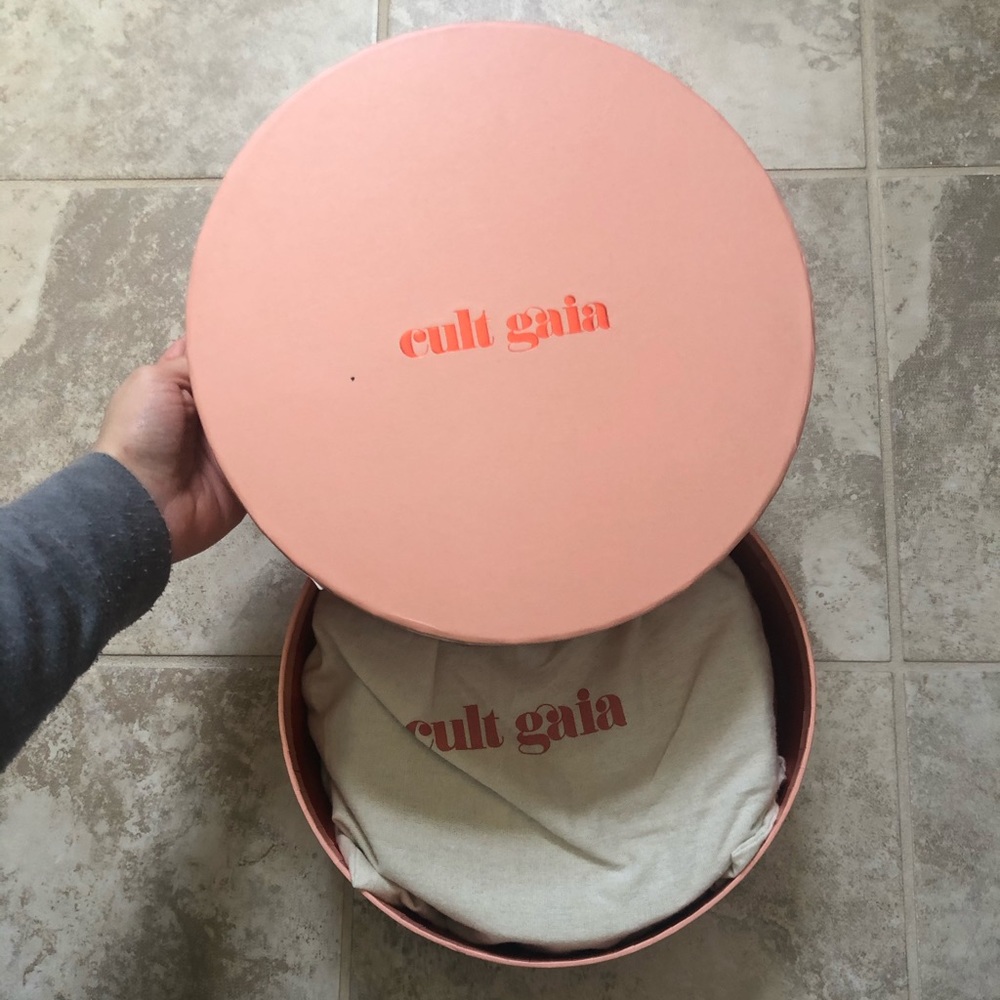 cult gaia Round Wooden Bead Shoulder Bag in Brown - Picture 2 of 14